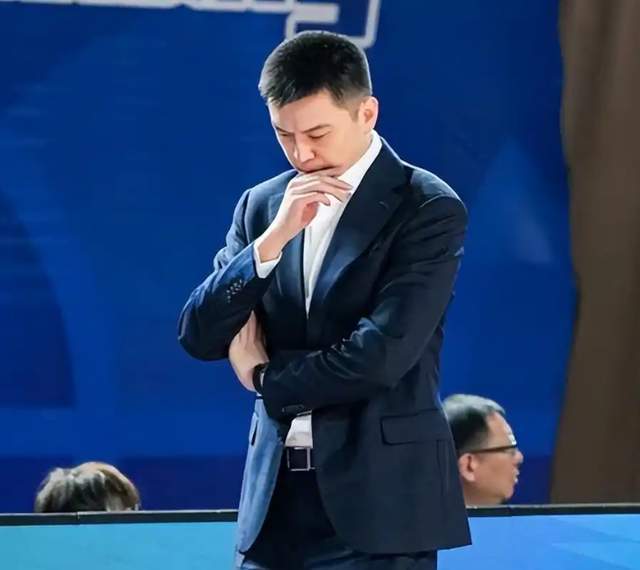 世界杯比赛几点开始-就在刚刚，26号早上！CBA传来杨鸣、徐杰和山西男篮的最新消息